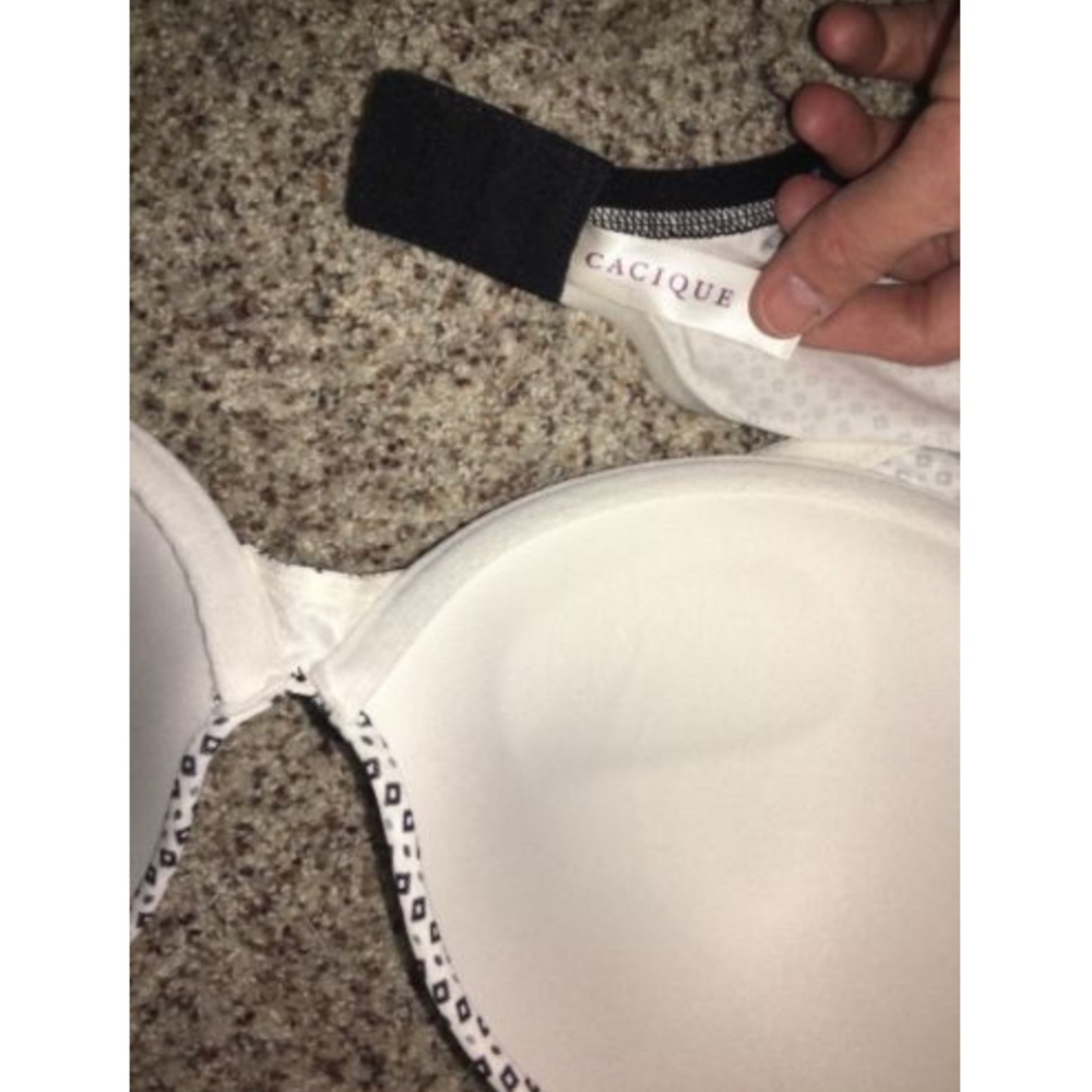 Cacique Bra Smooth Boost Plunge Plus Size NWT - Picture 6 of 6